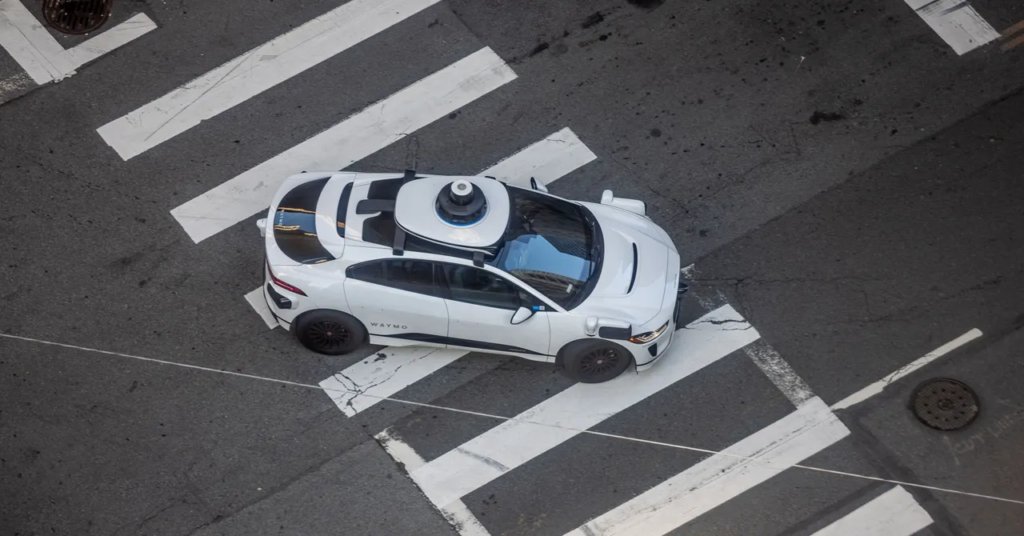 A School District Tried to Help Train Waymos to Stop for School Buses. It Didn't Work