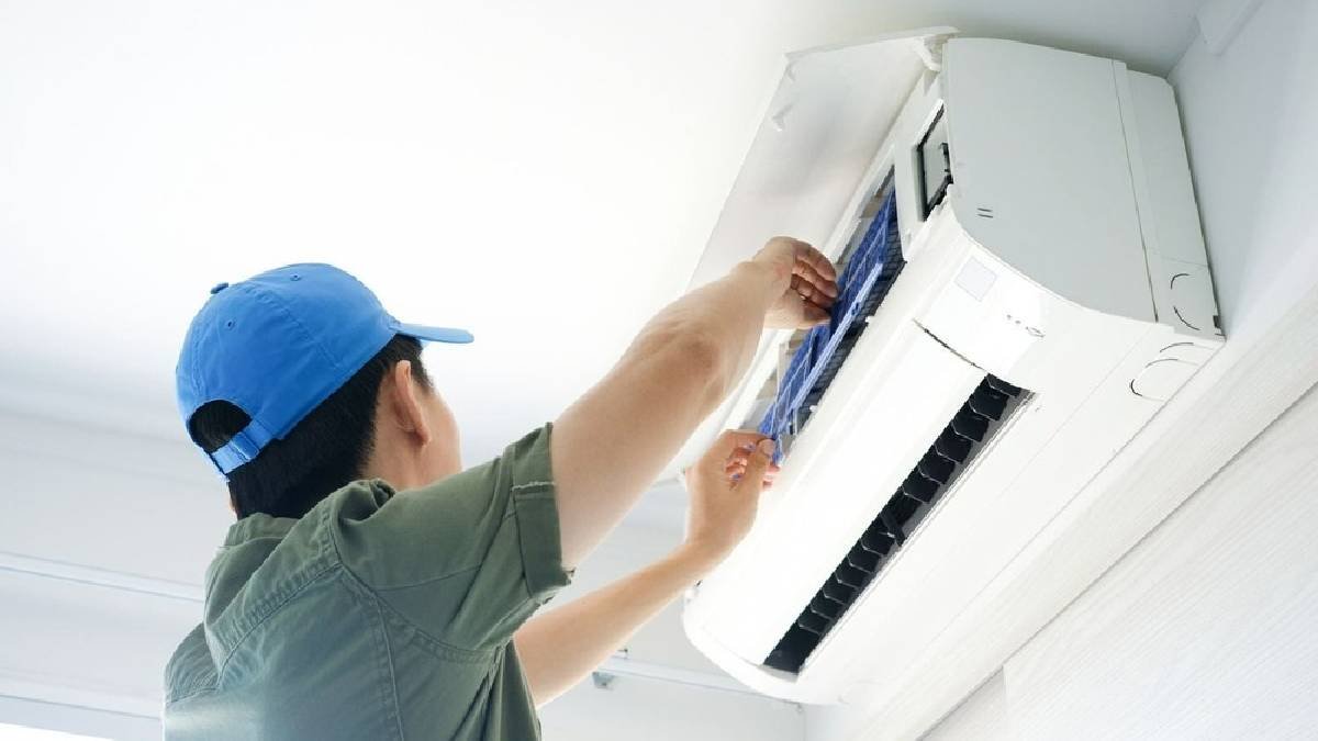 Should one buy a new AC if the cooling coil is damaged or not? Know how much the repair will cost