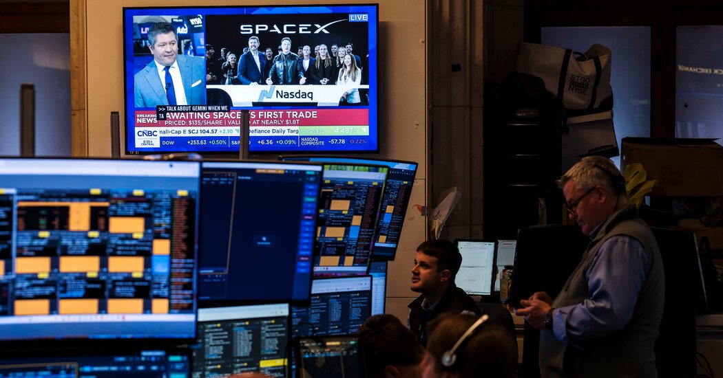 SpaceX Stock Rises 11% in Largest IPO Ever